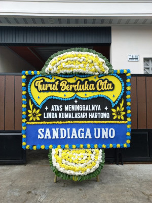 Papan Bunga Duka di Piramid